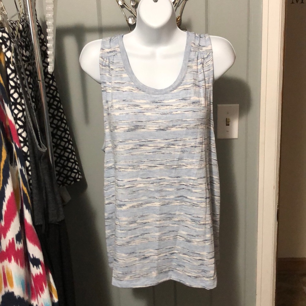 NWT GAP blue knit sleeveless top size medium